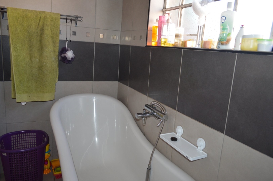 3 Bedroom Property for Sale in Doringkruin North West